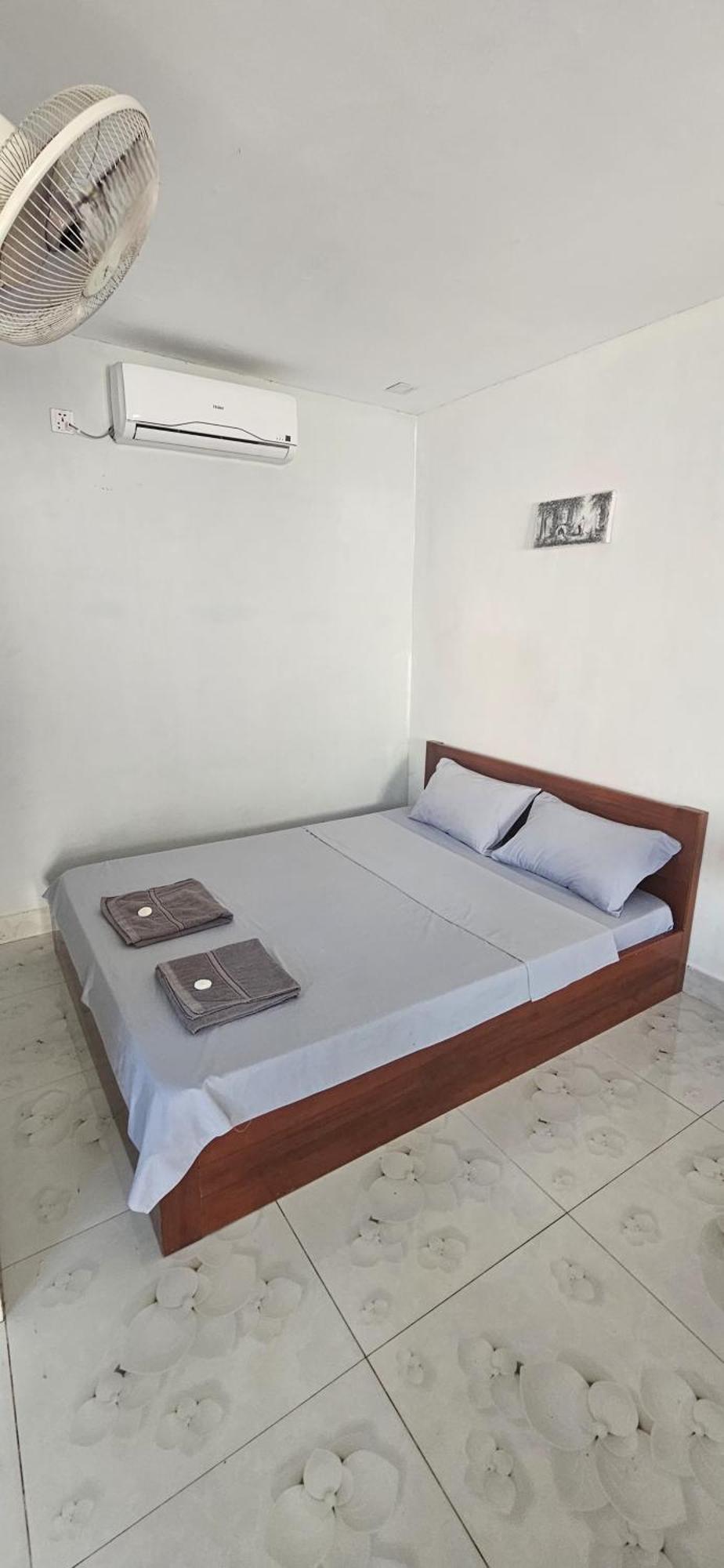The Small Guest House Kaoh Touch Екстериор снимка