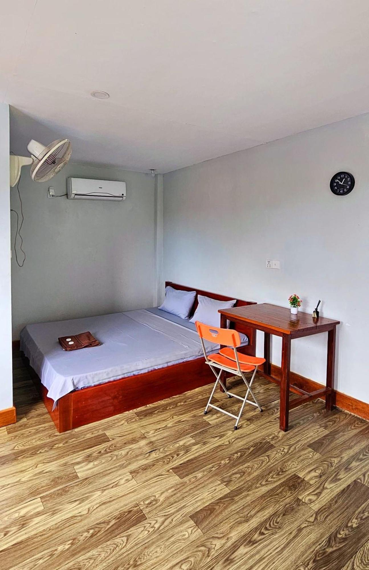 The Small Guest House Kaoh Touch Екстериор снимка