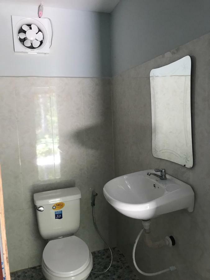 The Small Guest House Kaoh Touch Екстериор снимка